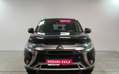 Mitsubishi Outlander III рестайлинг 3, 2020 год, 2 577 000 рублей, 2 фотография
