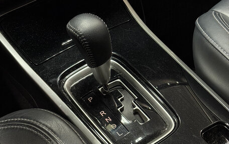 Mitsubishi Outlander III рестайлинг 3, 2020 год, 2 577 000 рублей, 16 фотография