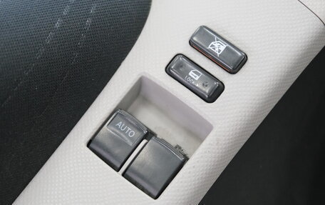 Toyota Yaris III рестайлинг, 2008 год, 599 000 рублей, 9 фотография