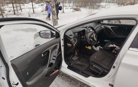 Hyundai Avante, 2011 год, 1 000 015 рублей, 3 фотография