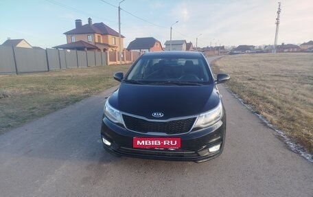 KIA Rio III рестайлинг, 2015 год, 770 000 рублей, 1 фотография