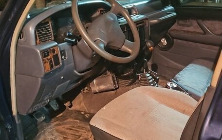 Toyota Land Cruiser 80 рестайлинг, 1995 год, 800 000 рублей, 2 фотография