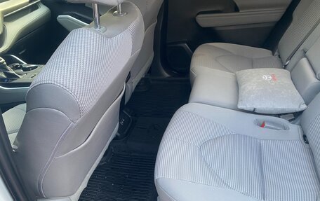 Toyota Highlander, 2022 год, 5 100 000 рублей, 9 фотография