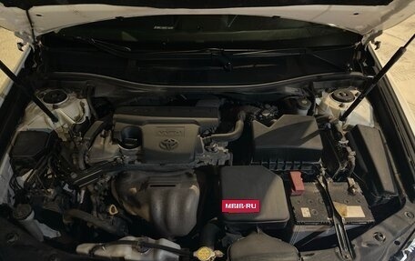 Toyota Camry, 2017 год, 3 300 000 рублей, 12 фотография