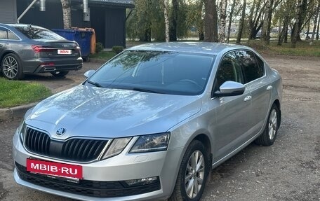 Skoda Octavia, 2019 год, 1 550 000 рублей, 3 фотография