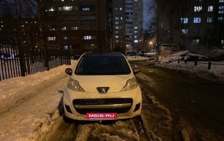 Peugeot 107 I рестайлинг, 2012 год, 449 000 рублей, 2 фотография
