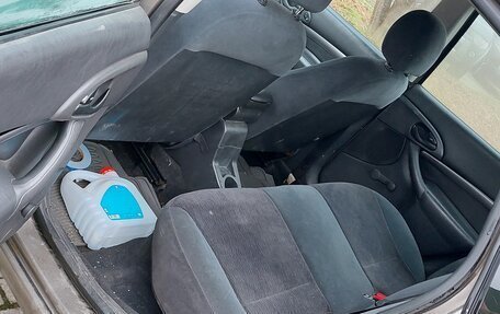 Ford Focus IV, 2000 год, 180 000 рублей, 11 фотография