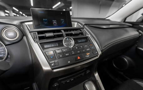 Lexus NX I, 2016 год, 3 090 000 рублей, 14 фотография