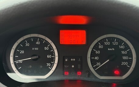 Renault Logan I, 2005 год, 260 000 рублей, 6 фотография