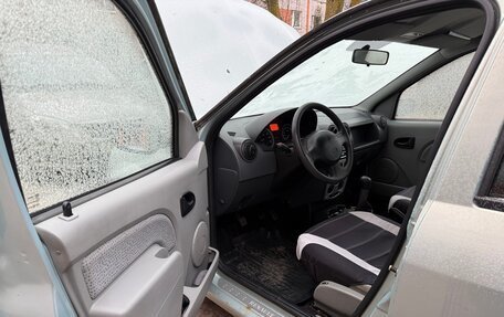 Renault Logan I, 2005 год, 260 000 рублей, 13 фотография