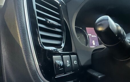 Mitsubishi Outlander III рестайлинг 3, 2020 год, 1 949 000 рублей, 11 фотография