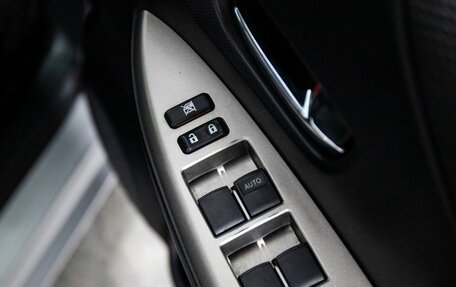 Toyota Ractis I, 2010 год, 745 000 рублей, 16 фотография