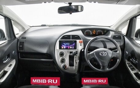 Toyota Ractis I, 2010 год, 745 000 рублей, 8 фотография