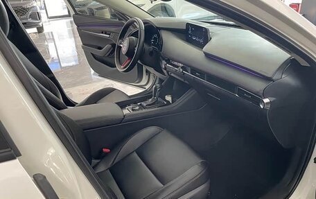 Mazda 3, 2022 год, 2 230 000 рублей, 16 фотография