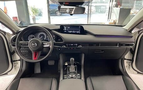 Mazda 3, 2022 год, 2 230 000 рублей, 12 фотография