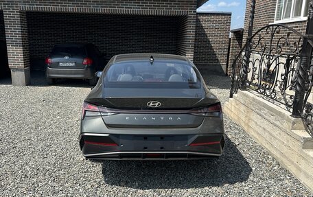 Hyundai Elantra, 2024 год, 2 300 000 рублей, 4 фотография