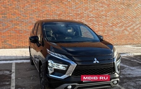 Mitsubishi Xpander, 2023 год, 2 690 000 рублей, 3 фотография
