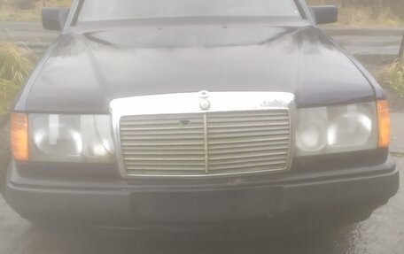 Mercedes-Benz W124, 1988 год, 75 000 рублей, 2 фотография
