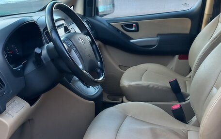 Hyundai H-1 II рестайлинг, 2016 год, 2 250 000 рублей, 7 фотография