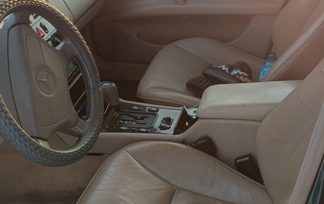 Mercedes-Benz E-Класс, 1997 год, 650 000 рублей, 6 фотография