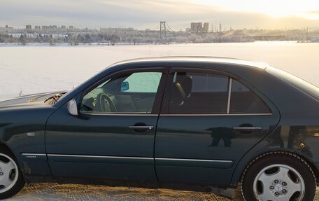 Mercedes-Benz E-Класс, 1997 год, 650 000 рублей, 4 фотография