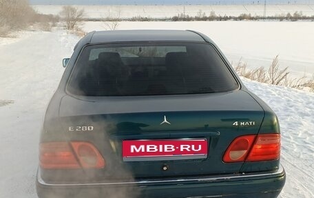 Mercedes-Benz E-Класс, 1997 год, 650 000 рублей, 2 фотография