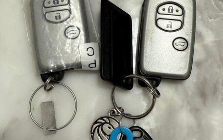 Toyota Land Cruiser Prado 150 рестайлинг 2, 2016 год, 3 400 000 рублей, 2 фотография