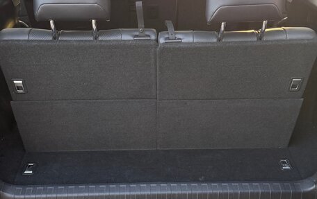 Toyota Land Cruiser Prado 150 рестайлинг 2, 2016 год, 3 400 000 рублей, 8 фотография