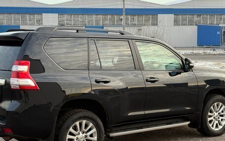 Toyota Land Cruiser Prado 150 рестайлинг 2, 2016 год, 3 400 000 рублей, 19 фотография