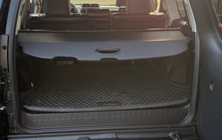 Toyota Land Cruiser Prado 150 рестайлинг 2, 2016 год, 3 400 000 рублей, 13 фотография