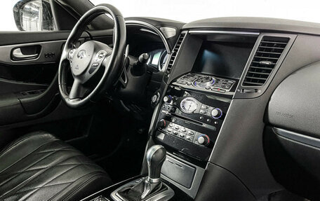 Infiniti FX II, 2013 год, 2 247 000 рублей, 9 фотография