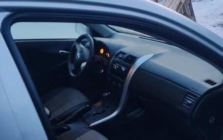 Toyota Corolla, 2013 год, 880 000 рублей, 14 фотография