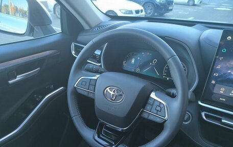 Toyota Highlander, 2025 год, 5 999 000 рублей, 13 фотография