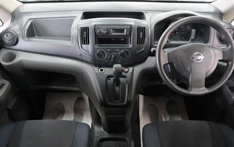 Nissan NV200, 2011 год, 949 000 рублей, 13 фотография