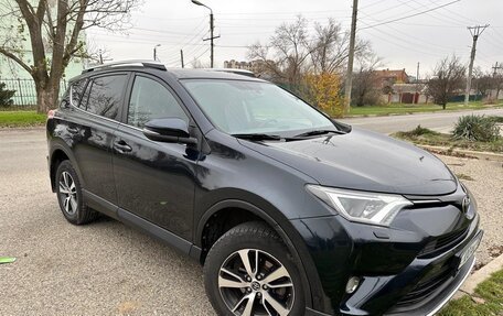 Toyota RAV4, 2017 год, 2 250 000 рублей, 1 фотография