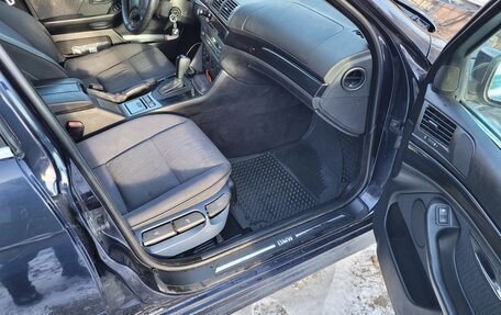 BMW 5 серия, 2000 год, 800 000 рублей, 18 фотография