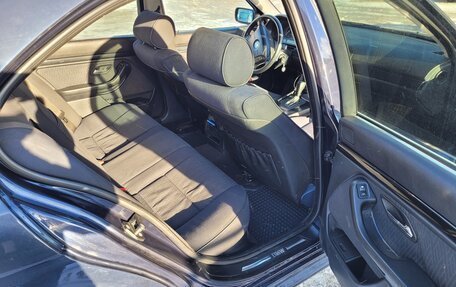 BMW 5 серия, 2000 год, 800 000 рублей, 16 фотография