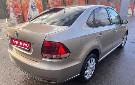 Volkswagen Polo VI (EU Market), 2016 год, 1 200 000 рублей, 3 фотография