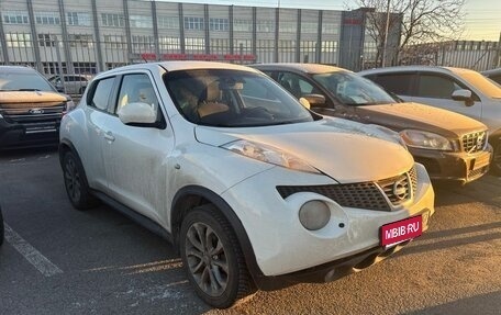 Nissan Juke II, 2013 год, 800 000 рублей, 1 фотография