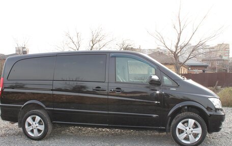 Mercedes-Benz Viano, 2011 год, 1 995 000 рублей, 4 фотография