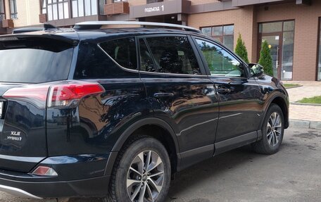 Toyota RAV4, 2017 год, 2 150 000 рублей, 3 фотография