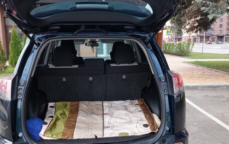 Toyota RAV4, 2017 год, 2 150 000 рублей, 10 фотография