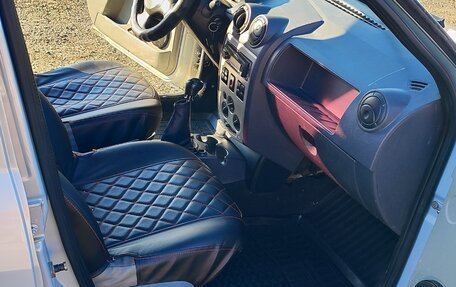 Renault Logan I, 2006 год, 250 000 рублей, 7 фотография