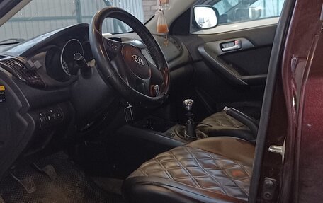 KIA Cerato III, 2010 год, 500 000 рублей, 15 фотография