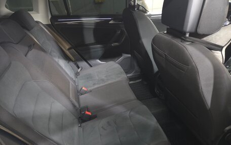 Volkswagen Tiguan II, 2021 год, 3 200 000 рублей, 10 фотография