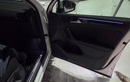 Volkswagen Tiguan II, 2021 год, 3 200 000 рублей, 20 фотография