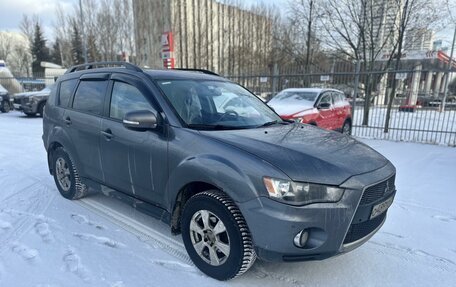 Mitsubishi Outlander III рестайлинг 3, 2010 год, 1 149 000 рублей, 2 фотография