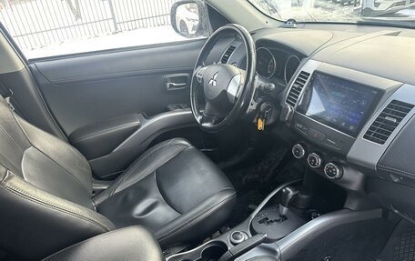 Mitsubishi Outlander III рестайлинг 3, 2010 год, 1 149 000 рублей, 5 фотография