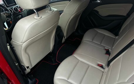 Mercedes-Benz B-Класс, 2014 год, 1 180 000 рублей, 13 фотография