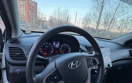 Hyundai Solaris II рестайлинг, 2016 год, 1 100 000 рублей, 6 фотография